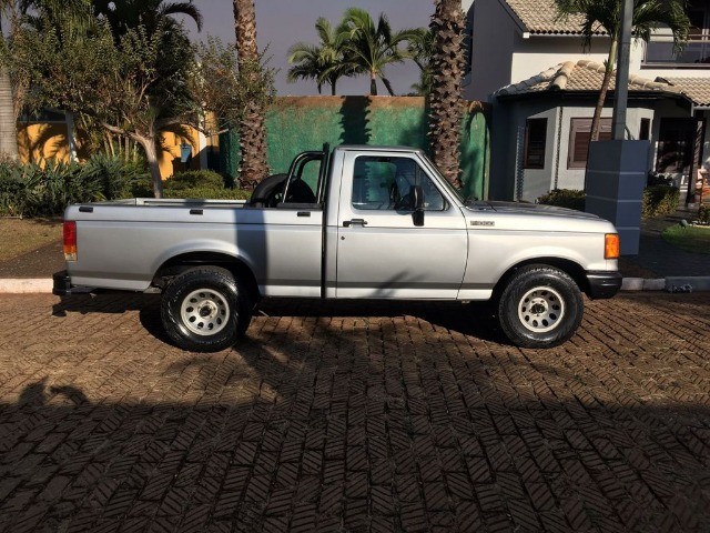 FORD F1000