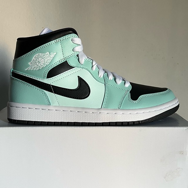 jordan aqua blue