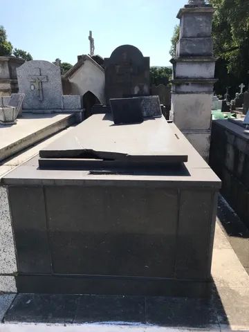 Jazigo Perpétuo Cemiterio de Inhaúma  - Foto 2