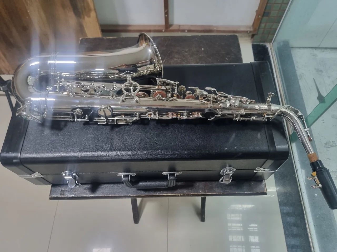 Sax Alto Mib Eagle niquelado  promoção  - Foto 2