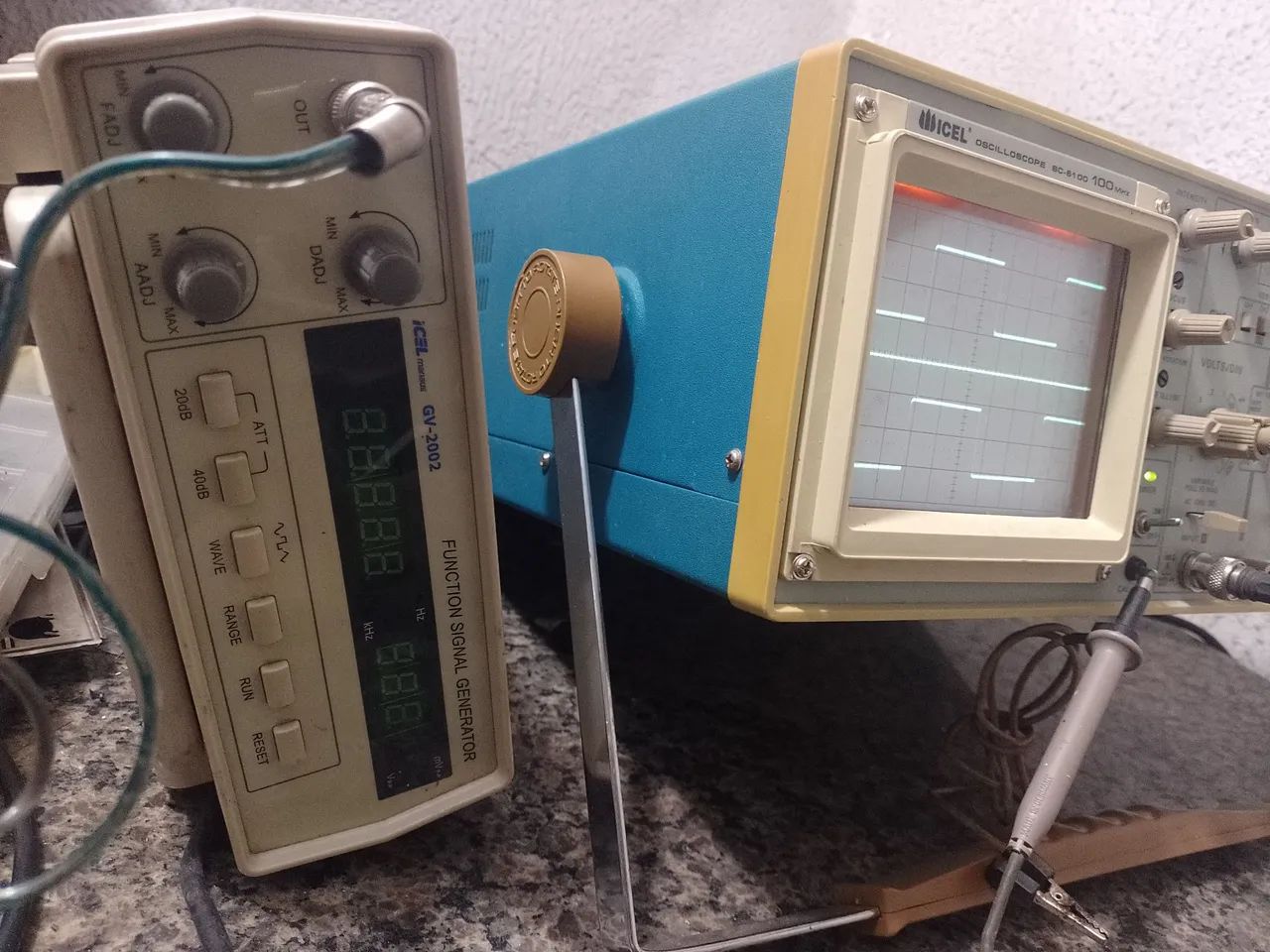 Oscilloscópio ICEL SC-6100 100MHz - Foto 2