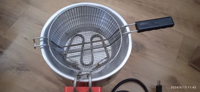 Fritadeira Elétrica Tacho Industrial Redonda Inox 3 Litros - 220V - Foto 3