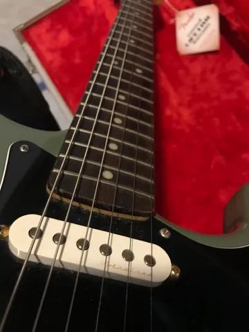 Fender American Professional Guitarra Fender Stratocaster - Foto 3