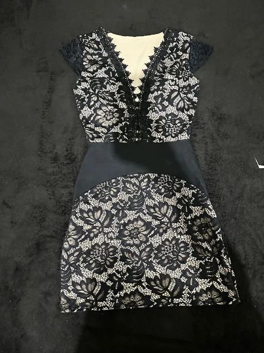 Vestido Preto Renda