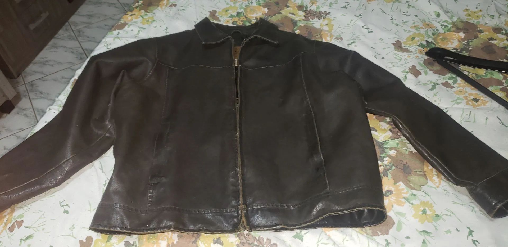 Jaqueta de Couro Masculina GG