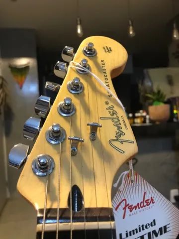 Fender American Professional Guitarra Fender Stratocaster - Foto 2