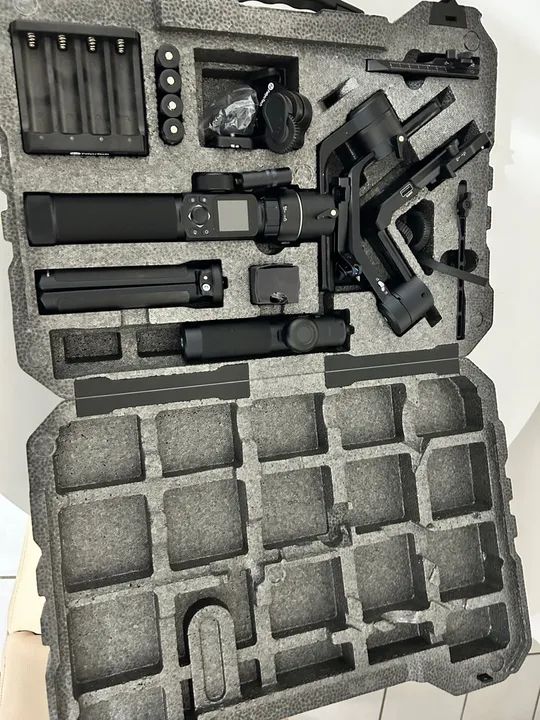 Estabilizador Feiyutech Ak4500 Dslr 4,6kg + Follow Focus (Usado)