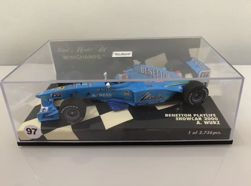 Miniatura Formula 1 Mclaren MP4/14 Mika Hakkinen World Champion
