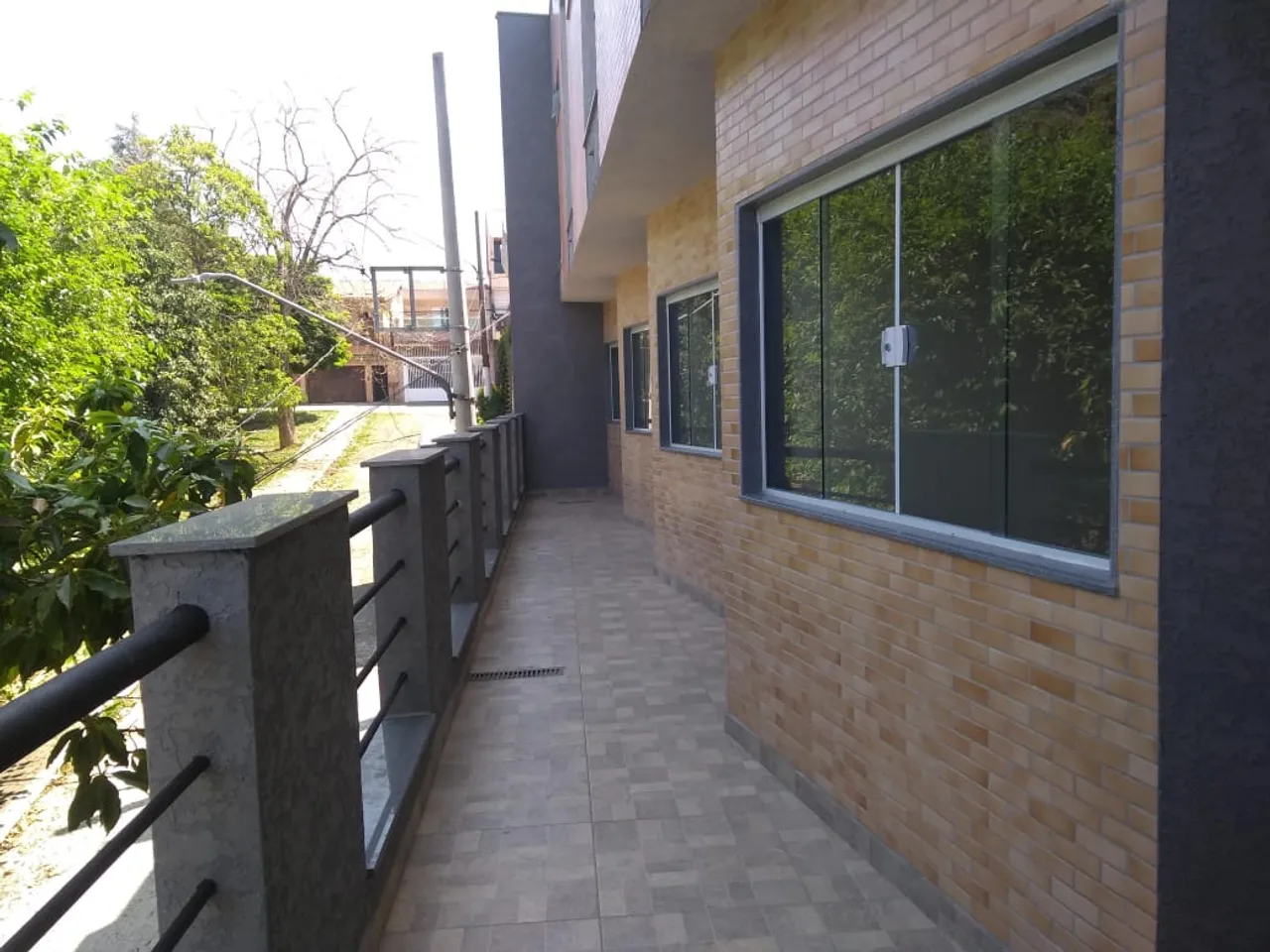 Sobrados para alugar com 2 suítes no Jardim Egle.