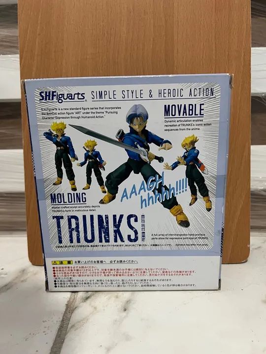 Trunks Dragon Ball S.H Figuarts Bandai  - Foto 2