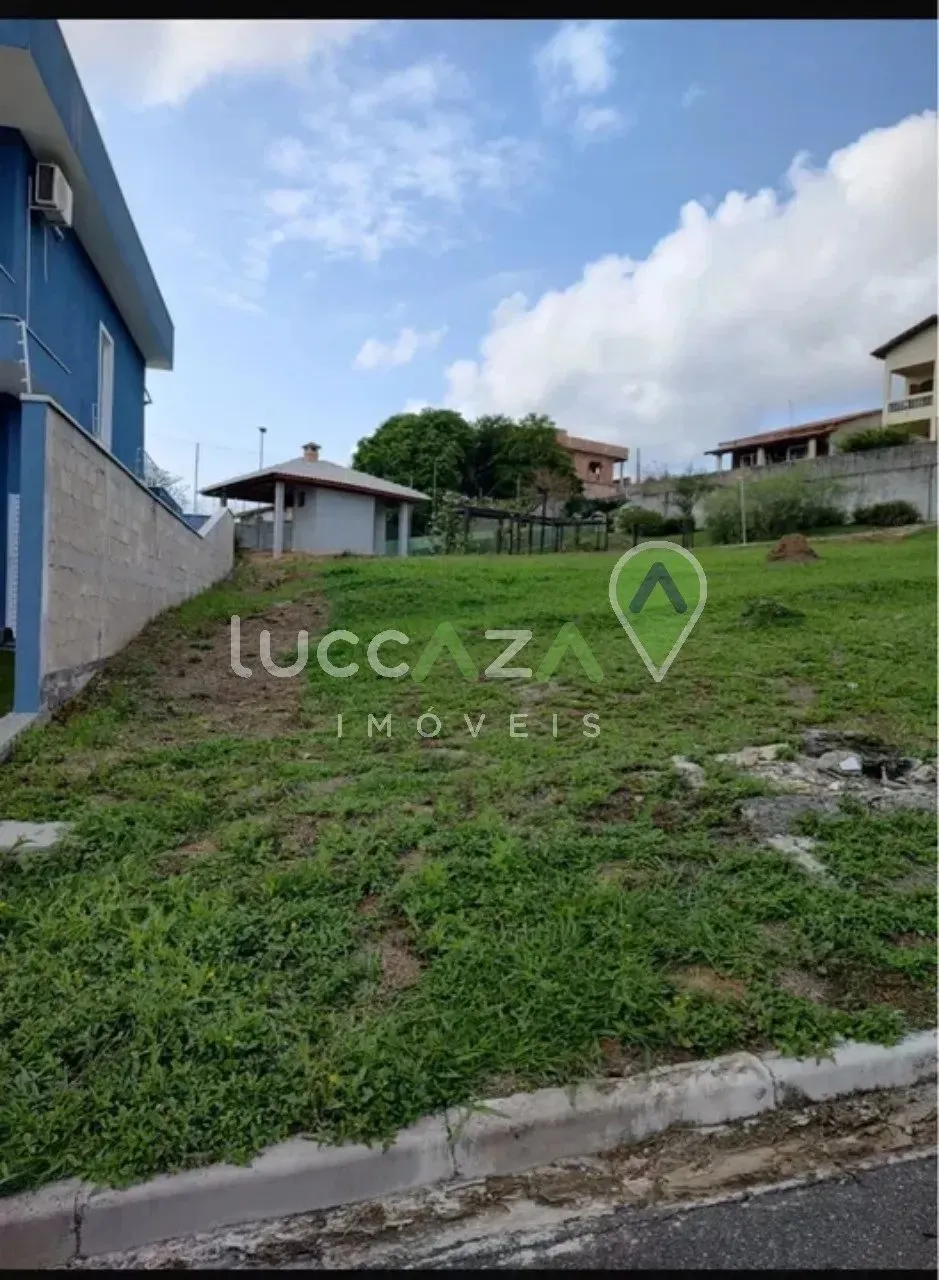 Imóvel de luxo em condomínio fechado no Residencial São Paulo em Jacareí-SP: confira essa