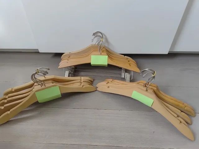 Cabides de Madeira (com nome) - Foto 2