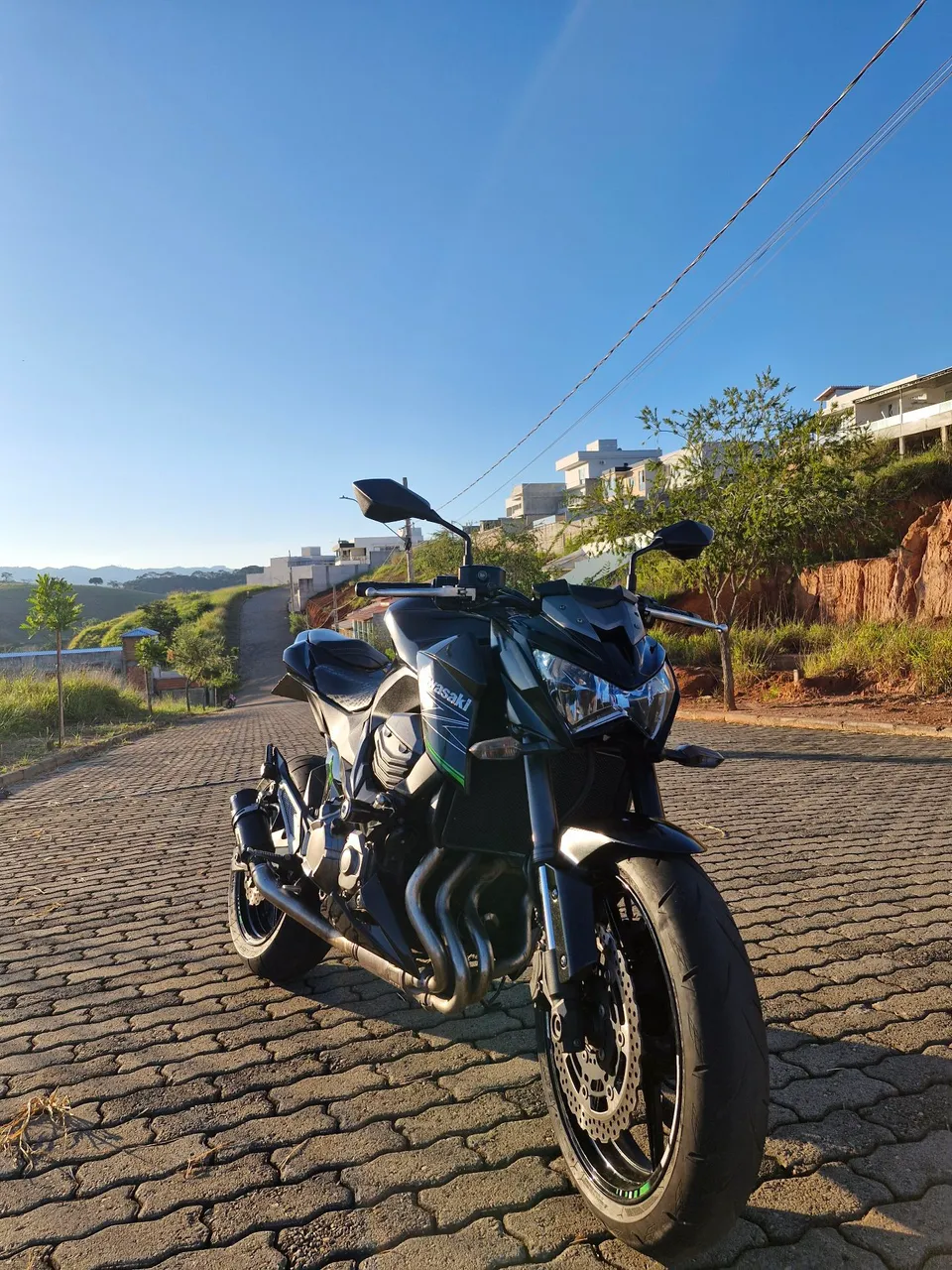 Motos KAWASAKI Z-800 no Brasil