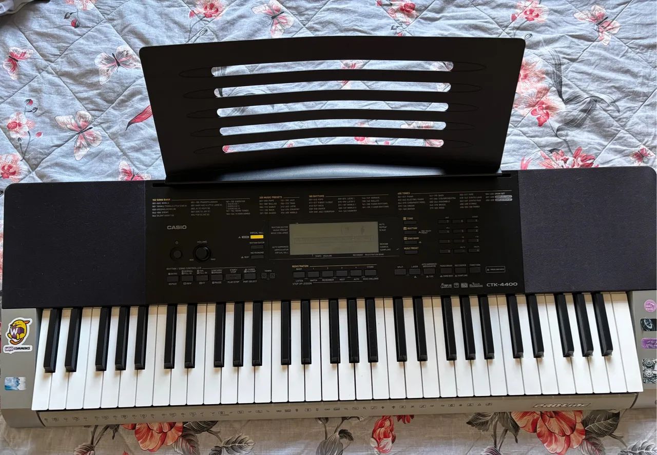 Teclado Casio CTK 4400 usado - Instrumentos musicais - Jardim