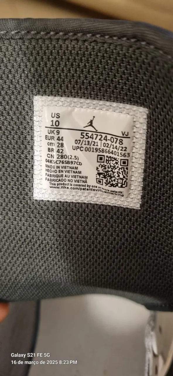 Tênis botinha jordan nike