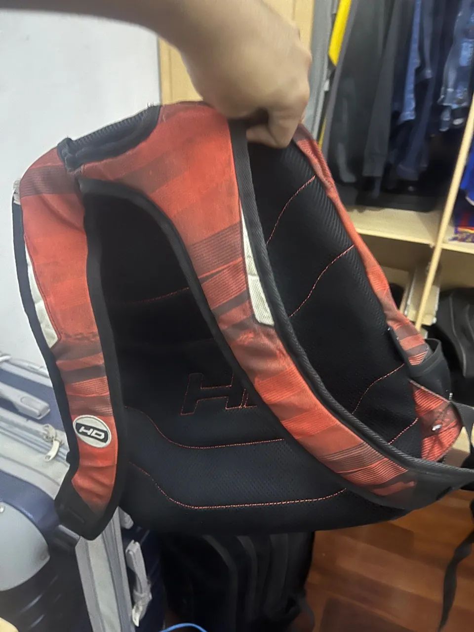 Mochila HE vermelha - Foto 2