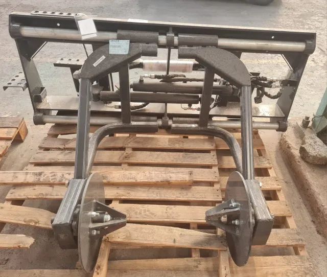 Desbobinador De Grama Marca Bobcat