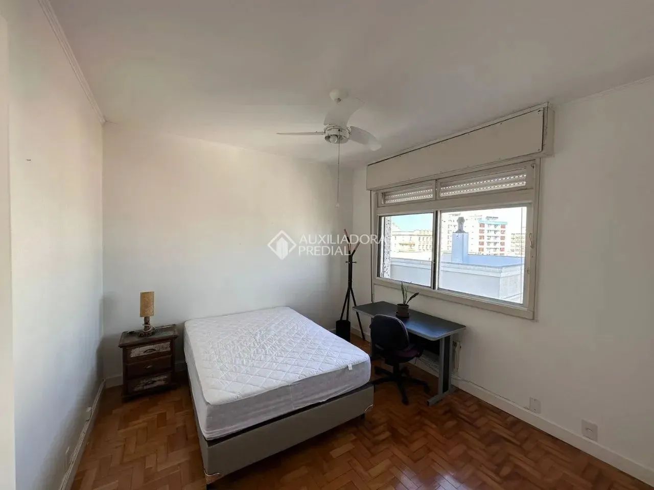 Imóvel para venda possui 106 metros quadrados com 3 quartos em Independência - Porto Alegr - Foto 8