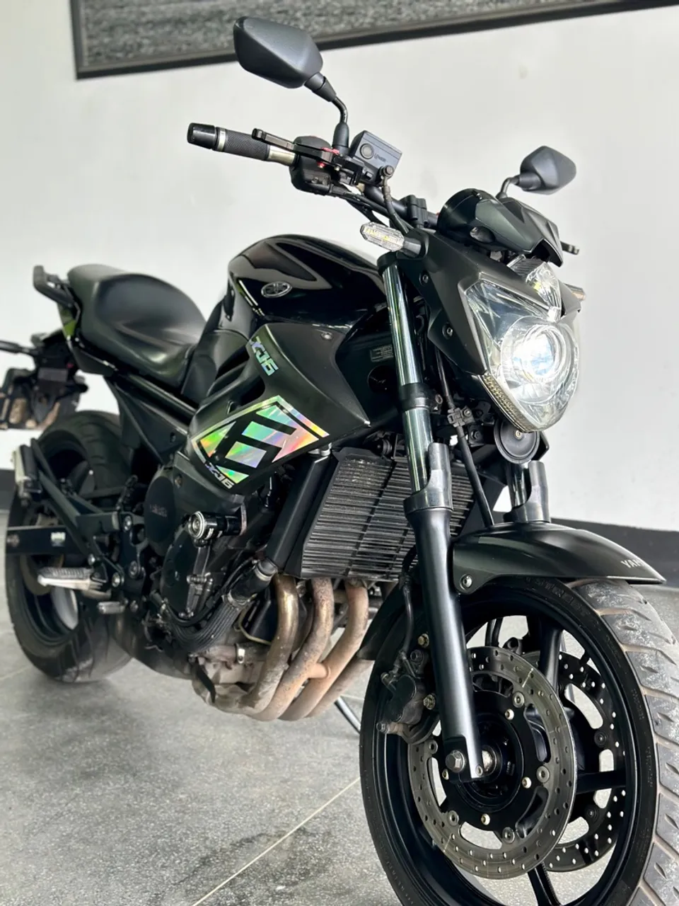 MOTO YAMAHA XJ6 N 600Cc - 2015