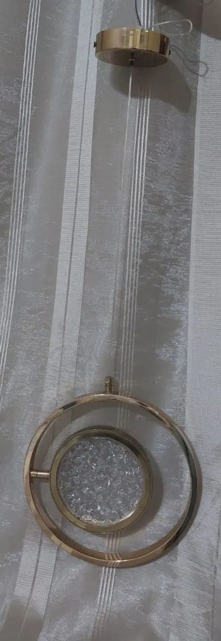 Lustre elegante cor dourado 110v  - Foto 2