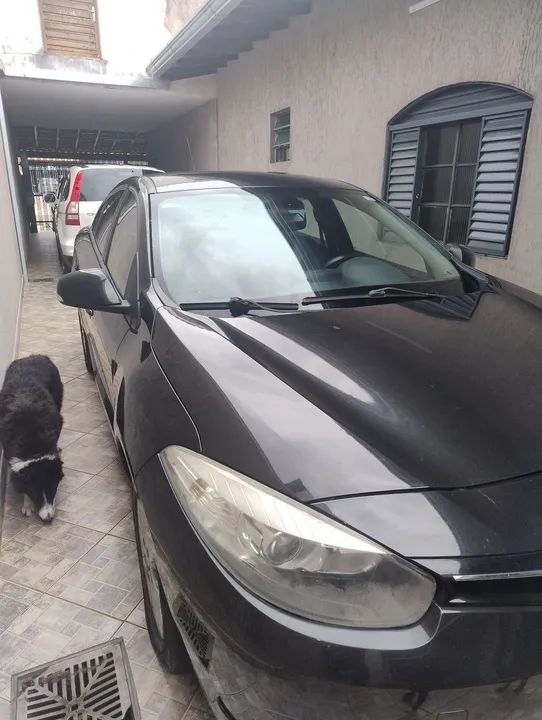 Carro Sedan - Excelente estado - Foto 3