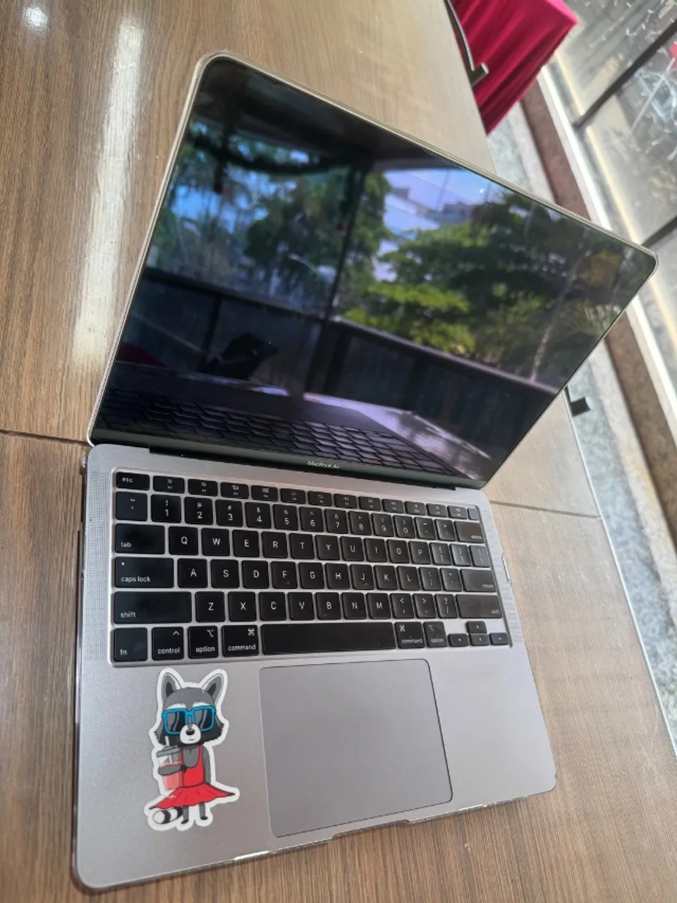 macbook air 2020 i5