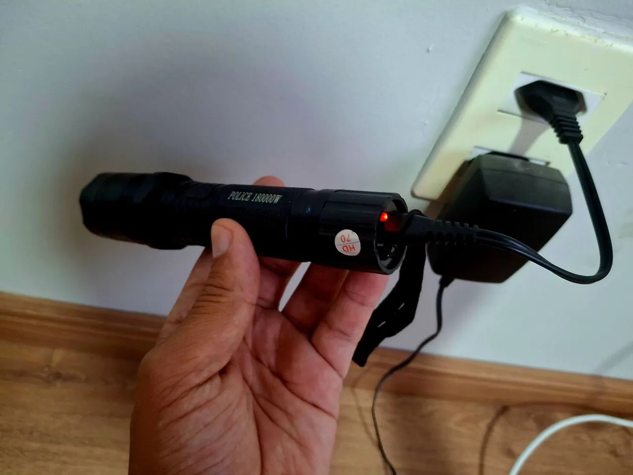 Lanterna Segurança 1101 Light Flashlight, Defeito. - Foto 3