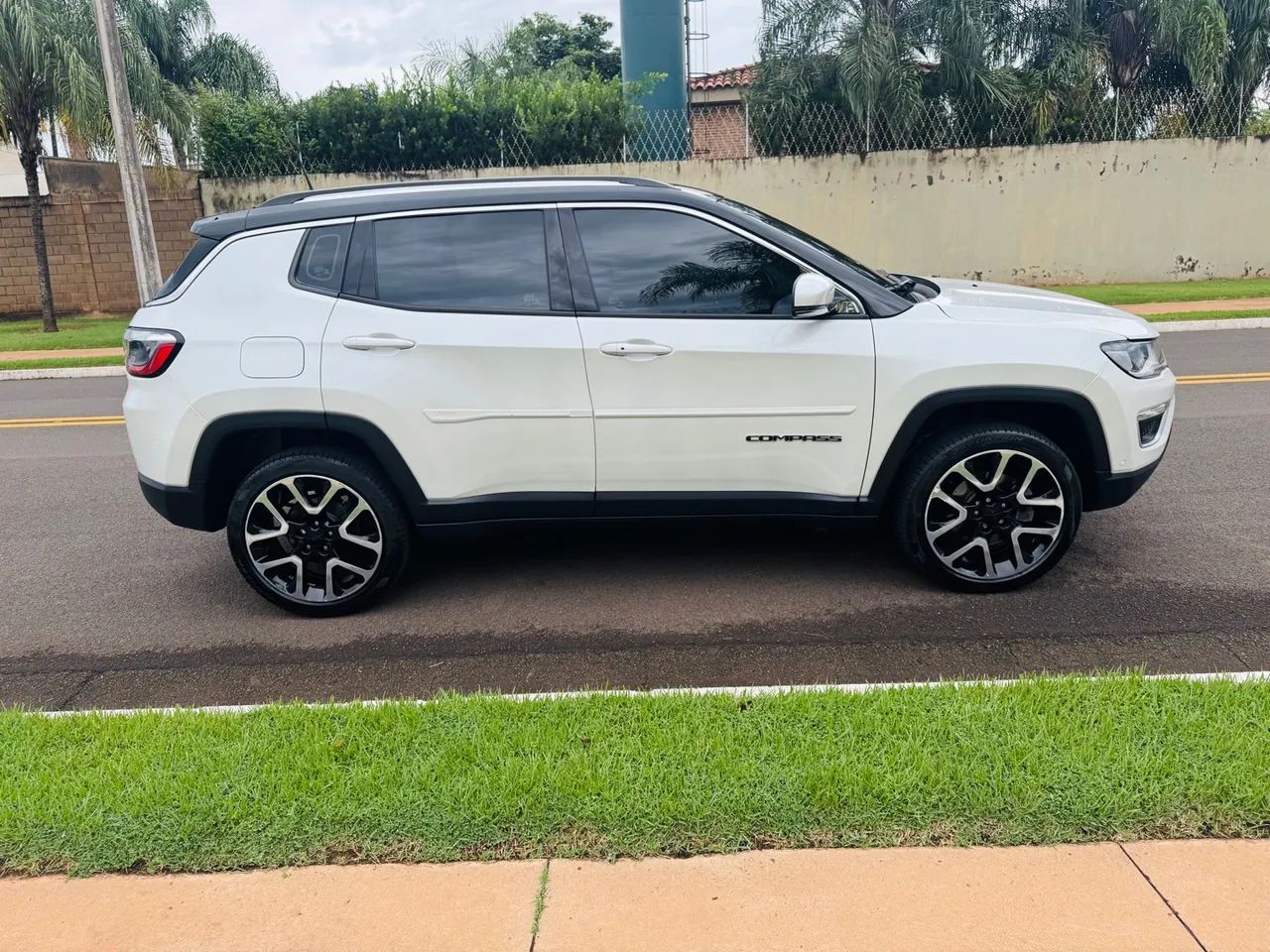 Jeep Compass Limited 2.0 4X4 Diesel 16V Aut. 2021 - Foto 8