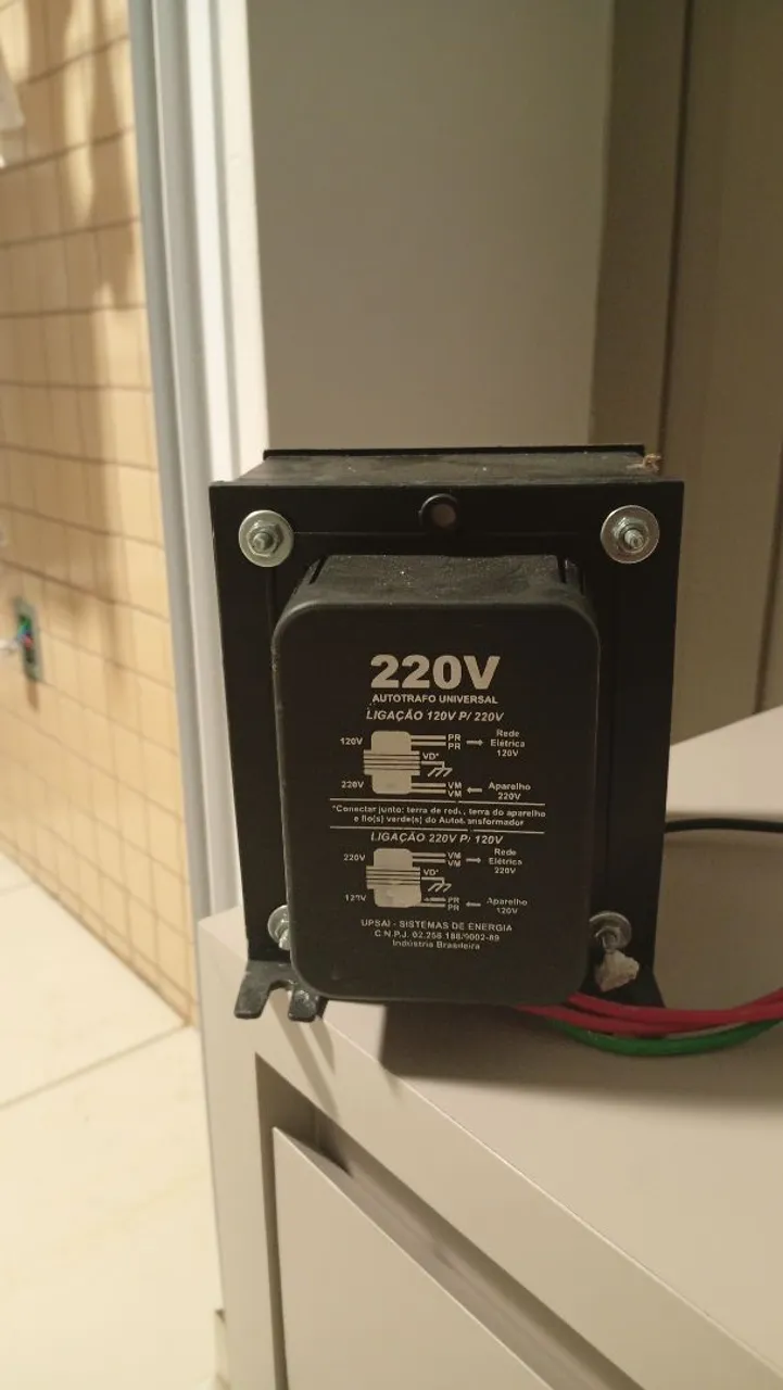 Transformador 5000VA - UPSAI (120V para 220V) - Semi-novo com Garantia<br>