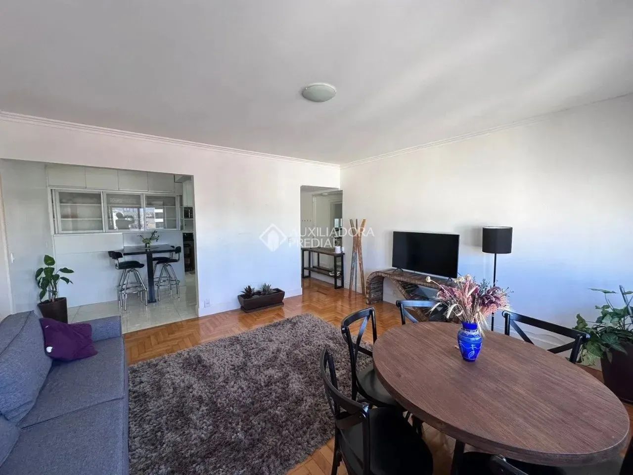 Imóvel para venda possui 106 metros quadrados com 3 quartos em Independência - Porto Alegr