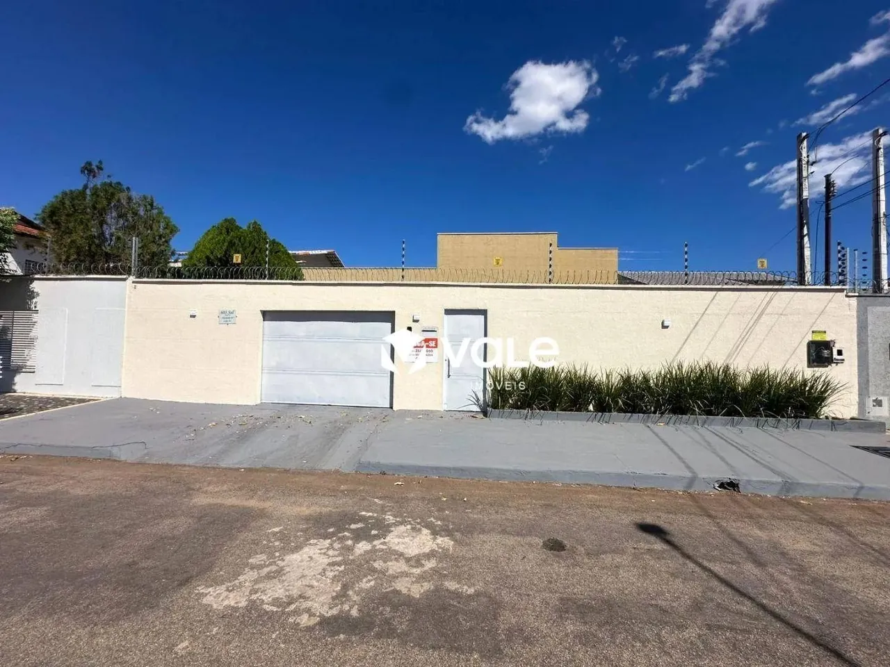 Casa com 3 dormitórios + escritório e home cinema para alugar, 234 m² por R$ 7.657/mês - 6