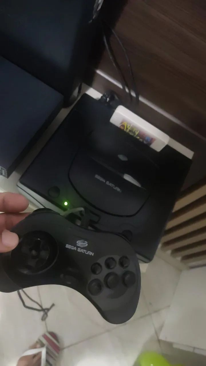 Sega Saturn Console com Controle