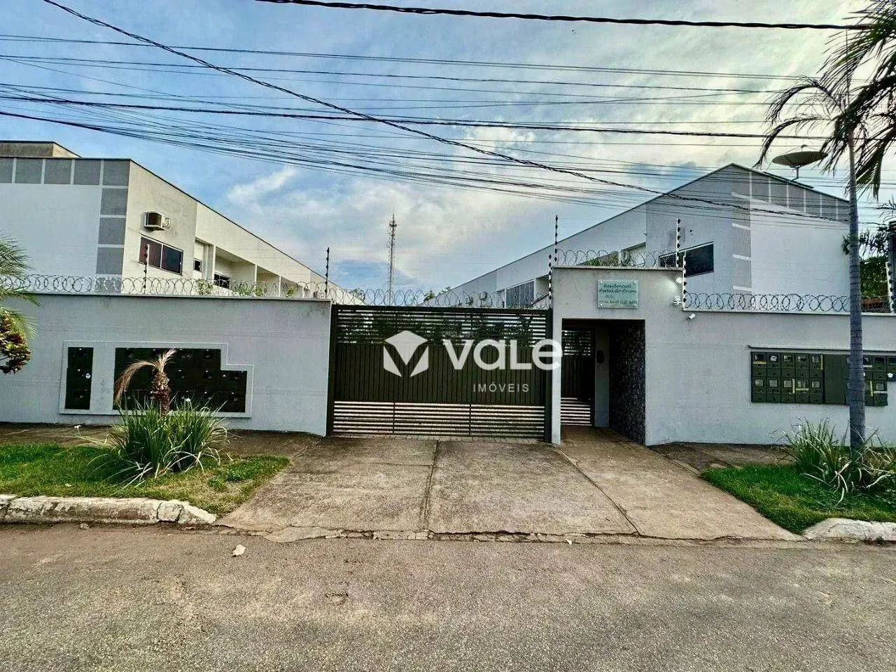 Apartamento com 2 dormitórios para alugar, 60 m² por R$ 2.000/mês - 305 Sul (Arso 32) - Pa