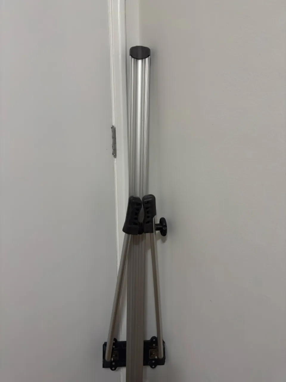 Rack para bicicleta dobrável sem travessas.