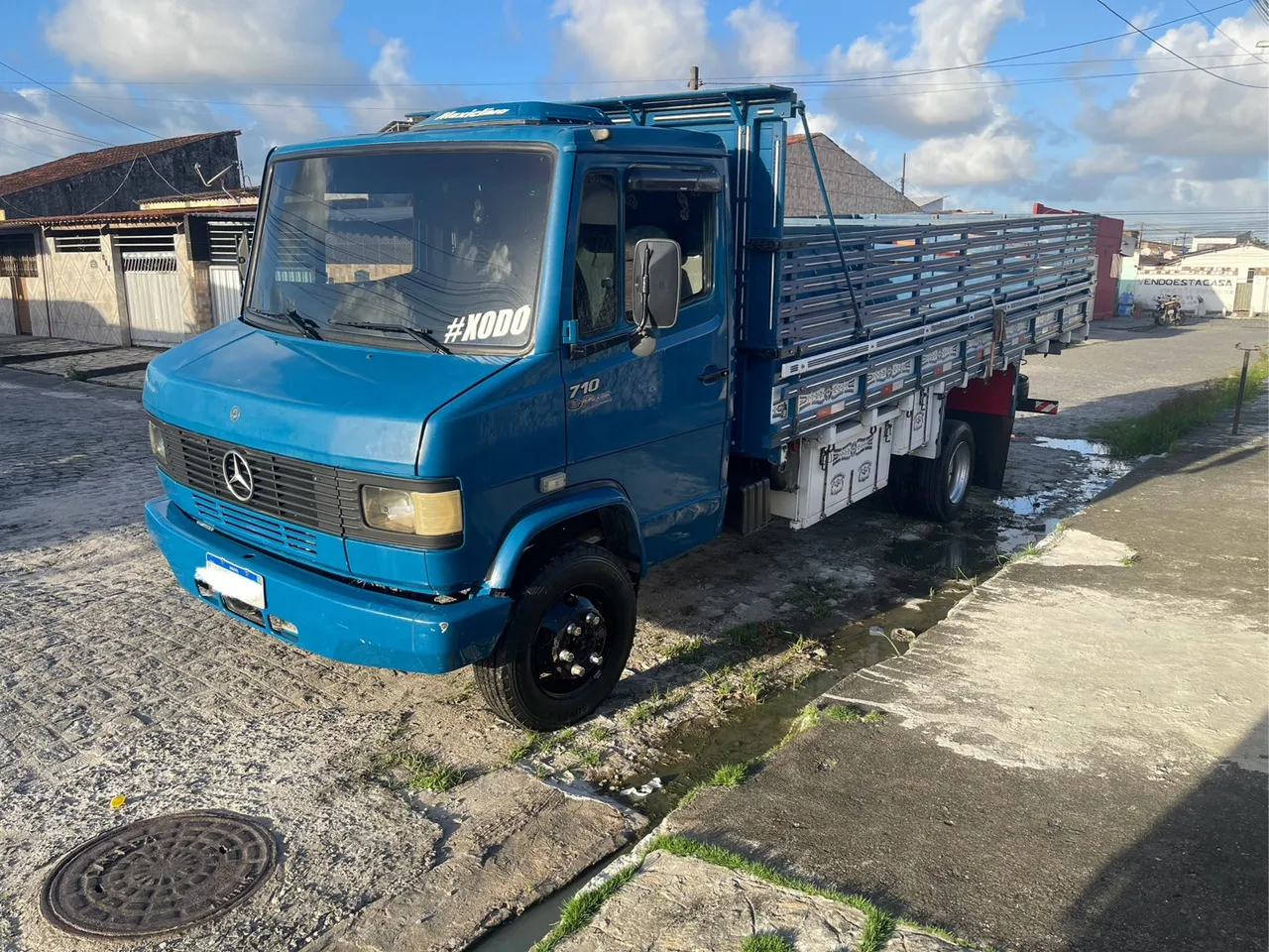 Mercedes 710