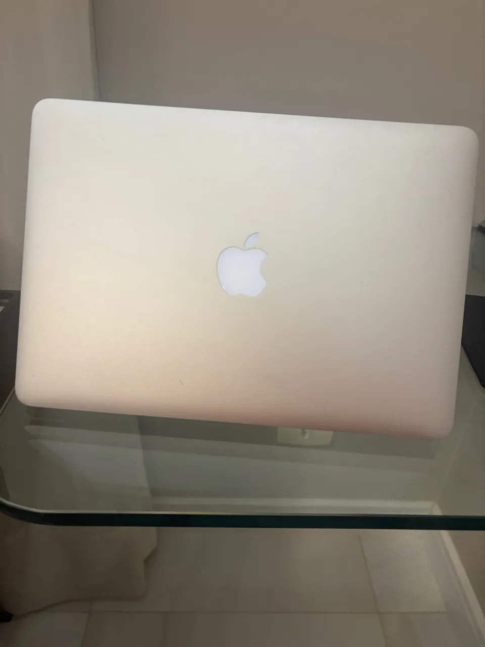 MacBook Apple