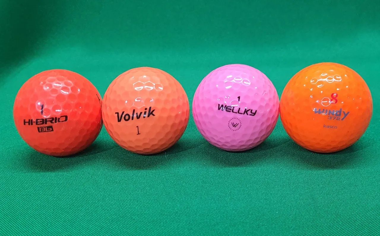 4x Bolas de Golfe Coloridas - Diversas Marcas - Esportes de Quadra