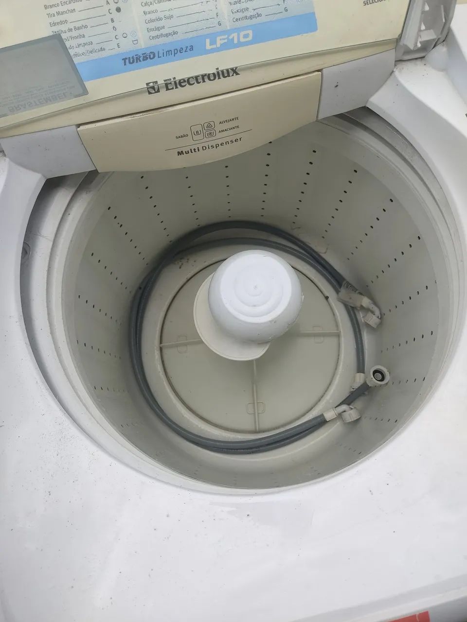 Máquina de Lavar Roupa Electrolux LF10 Turbo Limpeza