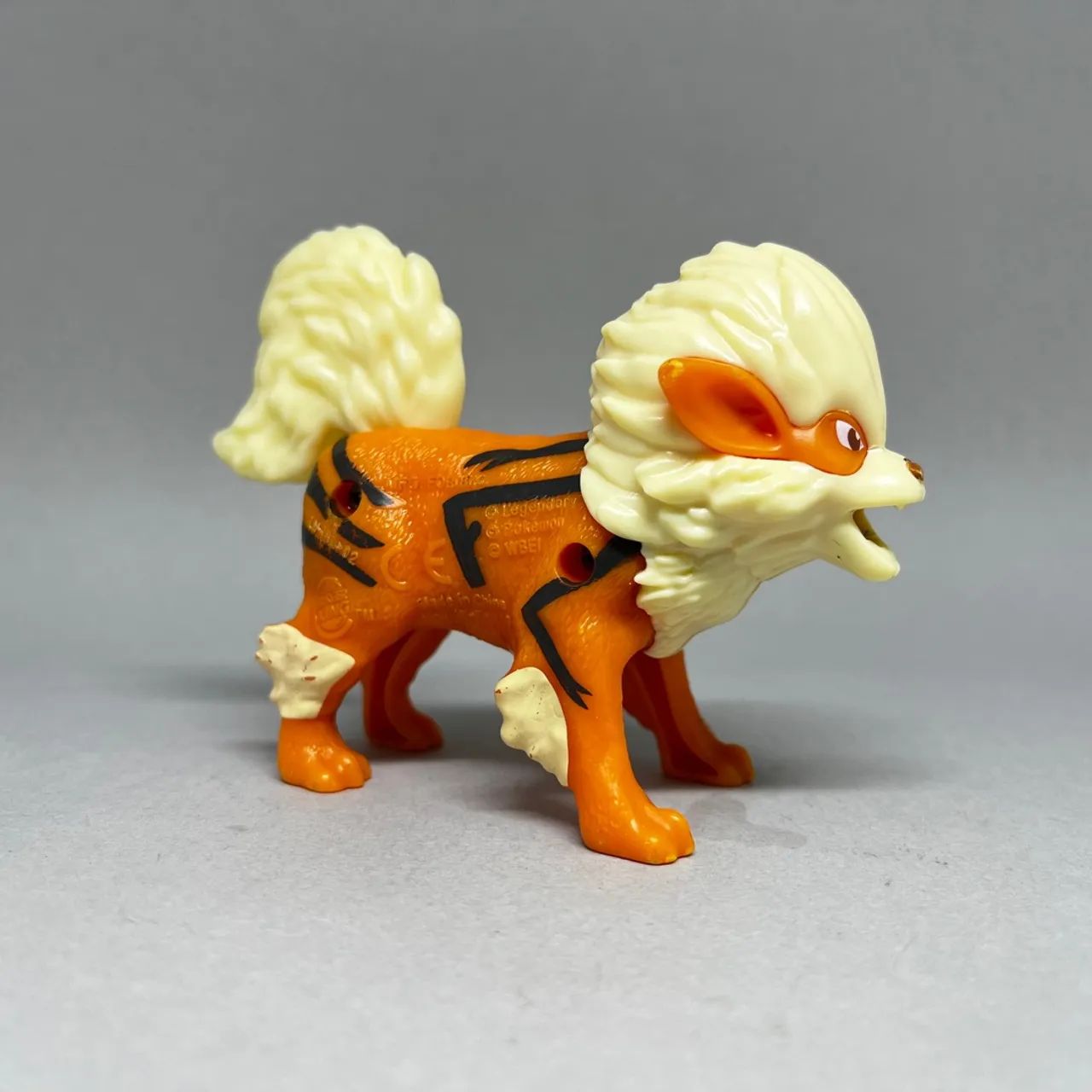 Boneco Action Figure Arcanine Pokémon Burger King - Foto 2