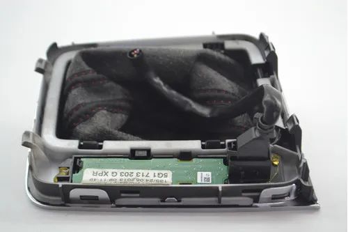 Moldura C/coifa Cambio Automatico Vw Golf Gti 2013 Original - Foto 5