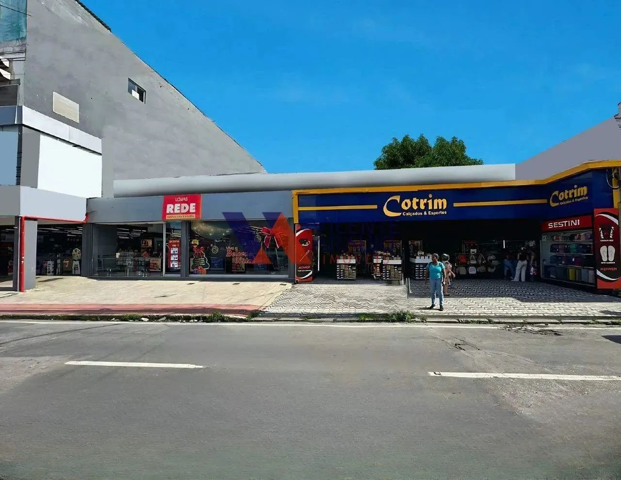 Oportunidade Única: Loja à Venda no Principal Centro Comercial de Betim!