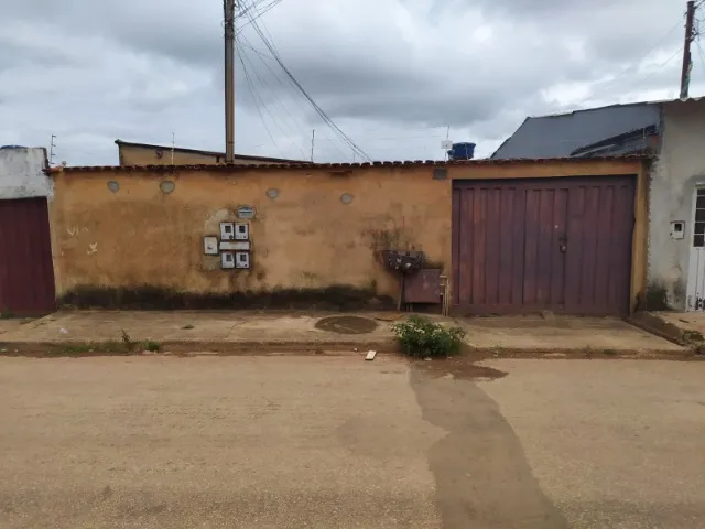 Vendo Lote com 3 Barracos com 3 cômodos cada