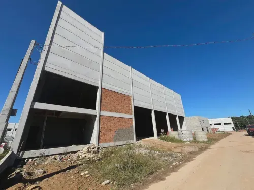Galpão para aluguel possui 1010 m2 ,em Jardim Eldorado - Palhoça - SC