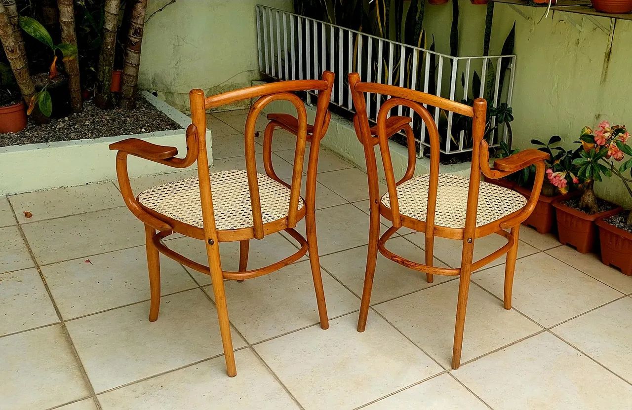 Par de Cadeiras de  braços Thonart Thonet - Foto 4