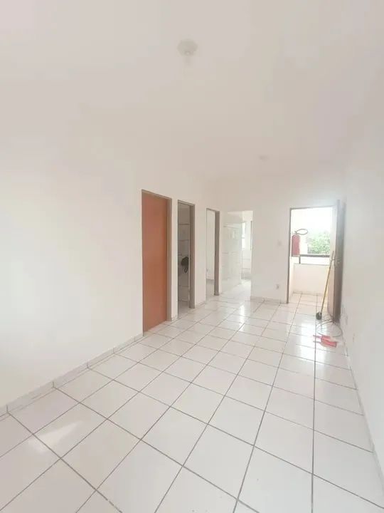 Santa Clara@ Aluga Condomínio Cristal - Apartamento com 02 quartos | Bairro Gurupi