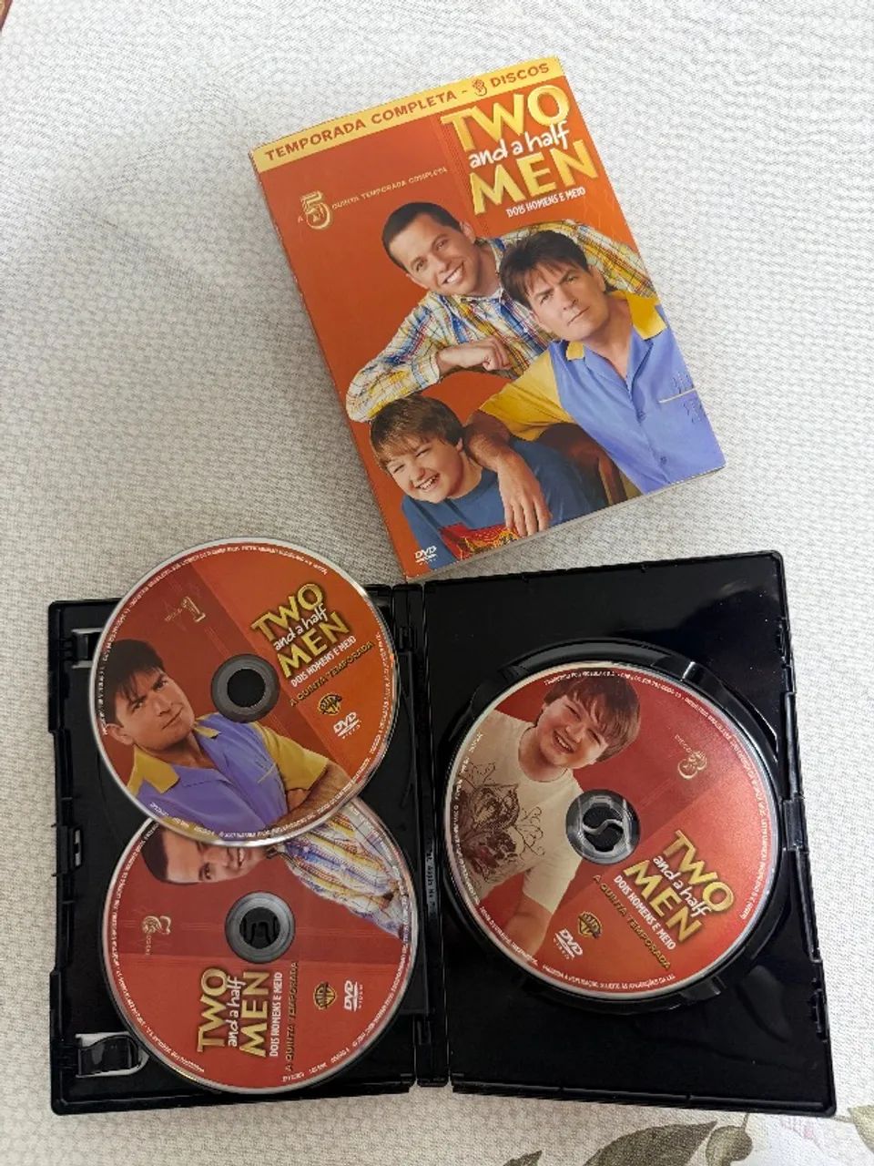Box 5 primeiras temporadas (1 a 5) Two and a Half Men / Dois