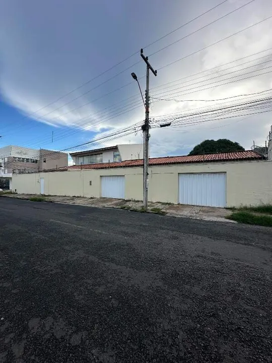 Casa Comercial para aluguel, 6 quartos, 4 suítes, 10 vagas, Santa Isabel - Teresina/PI