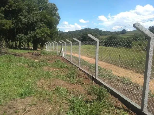 Oportunidade! Cerca Completa Material c/ tela 75/80 fio 14 por  R$11,45/m²  - Foto 2