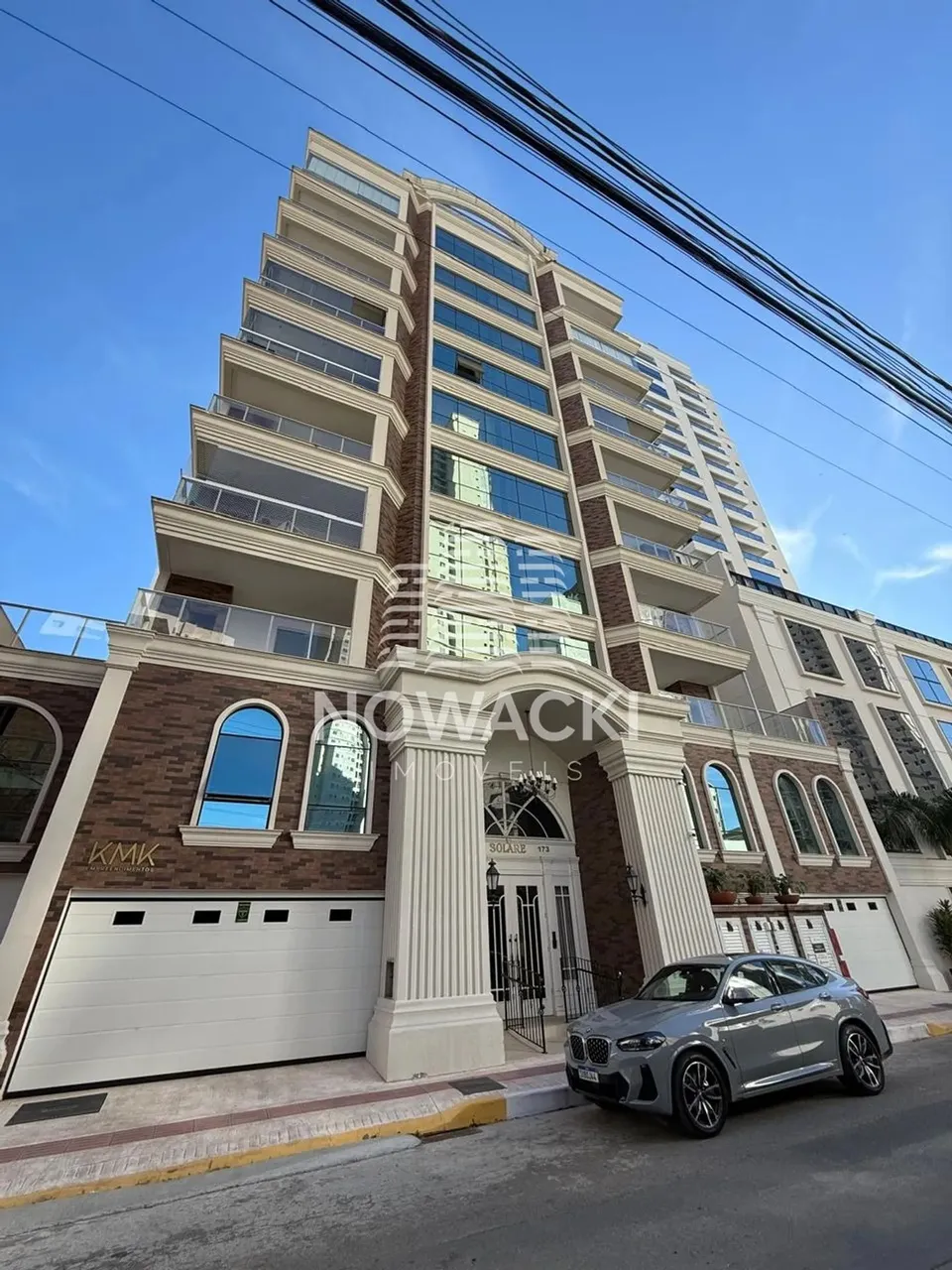 APARTAMENTO NOVO 3 SUÍTES E 2 VAGAS NO CENTRO DE ITAPEMA