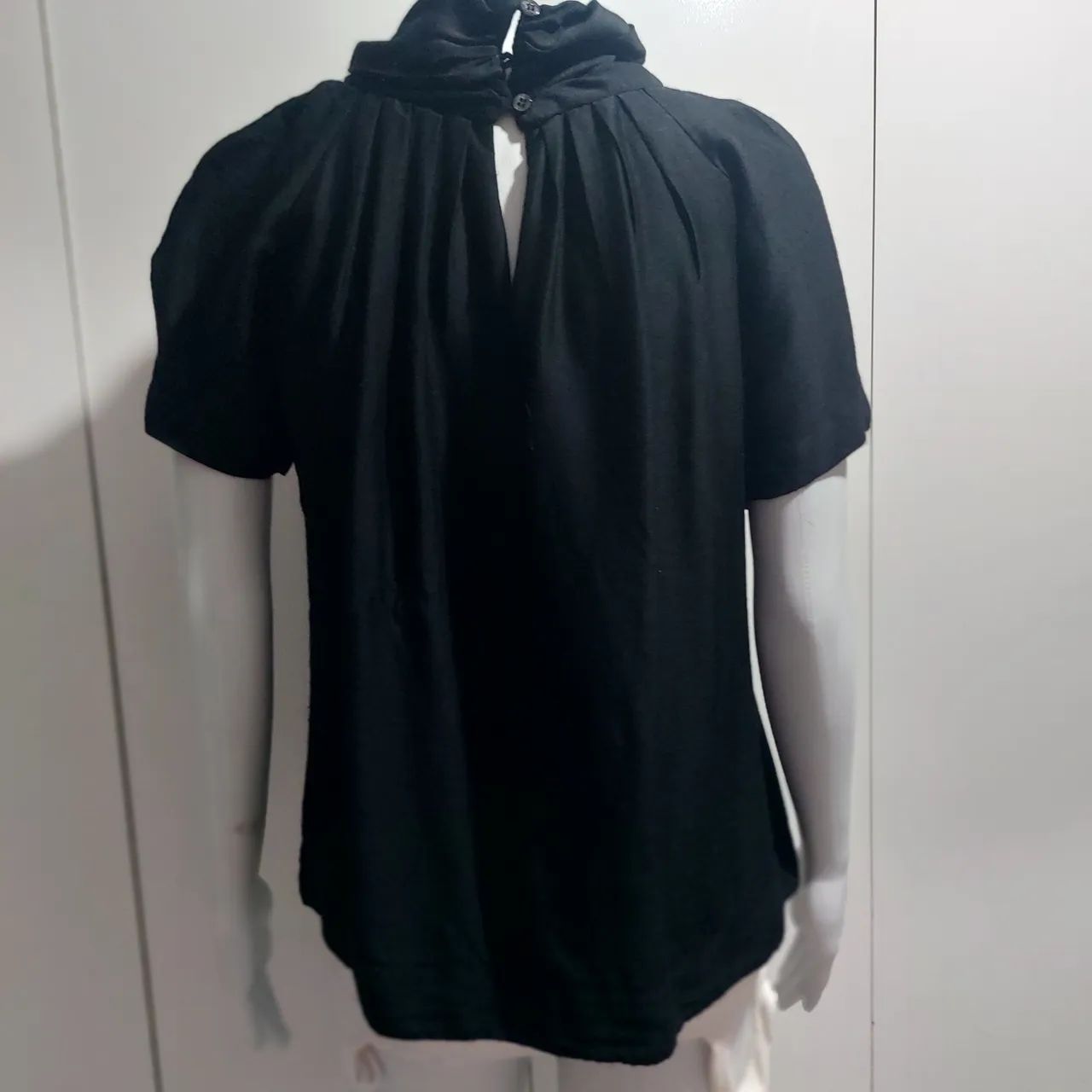  ANIMALE  blusa Preta com Gola Alta - Foto 2
